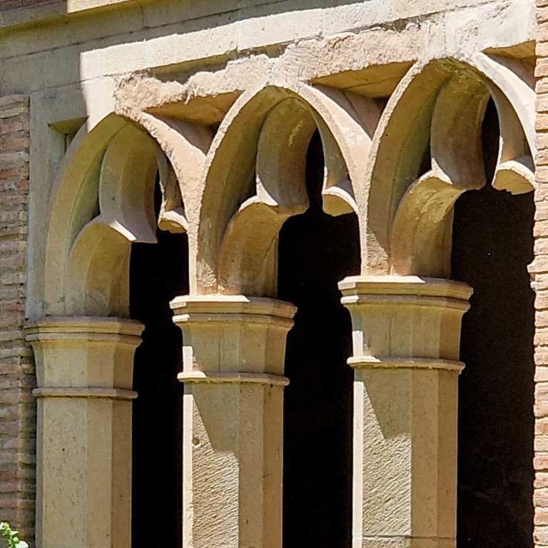 Claustro hotel monasterio venta